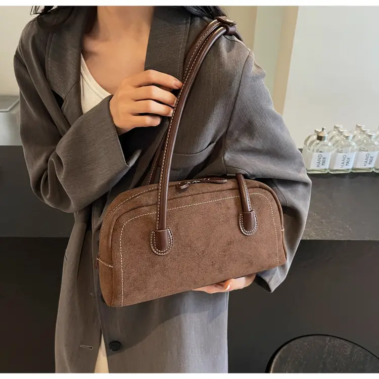 Brown Women's Large Shoulder Bag 2026 — feature 16