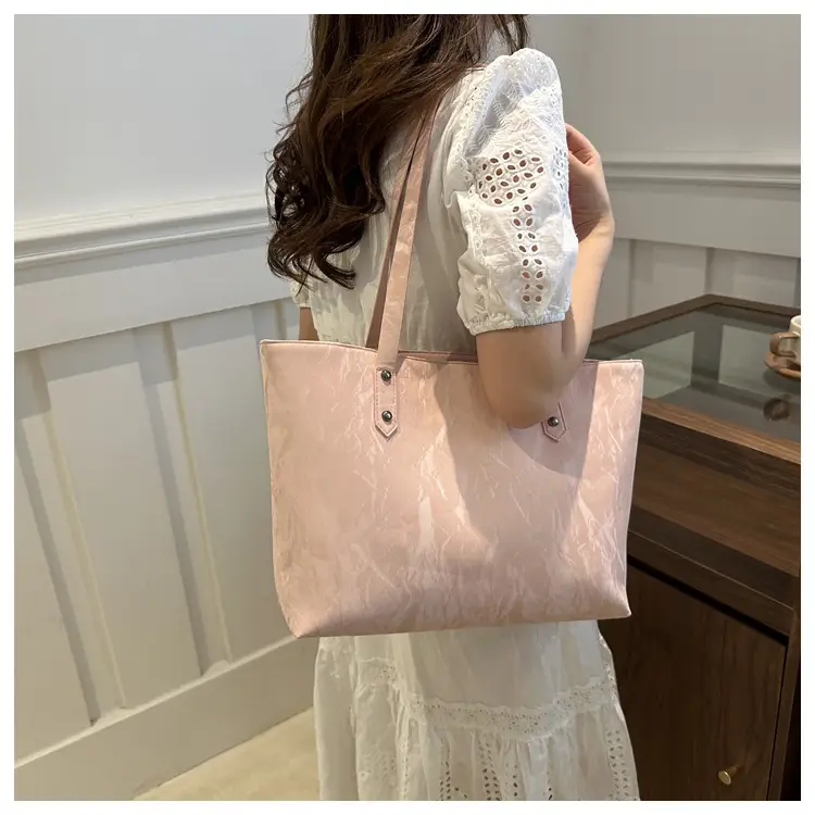 Pink Velvet Women's Large Capacity Tote Bag — feature 16