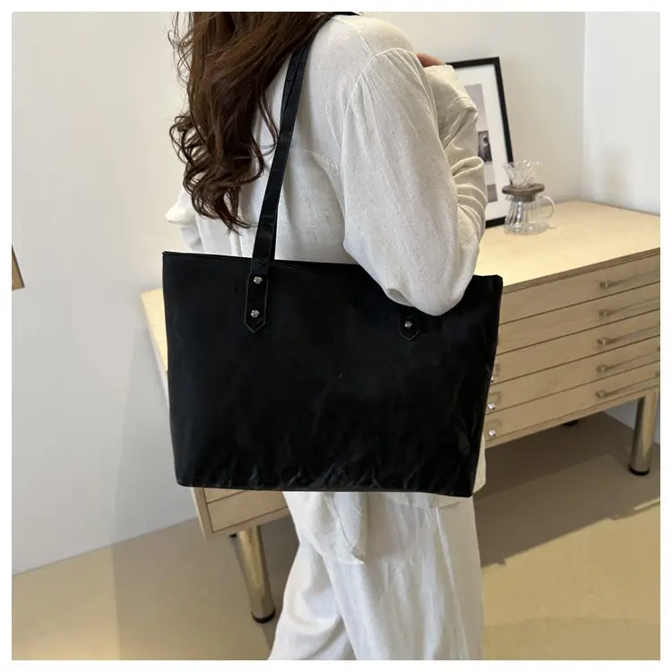 Pink Velvet Women's Large Capacity Tote Bag — feature 19