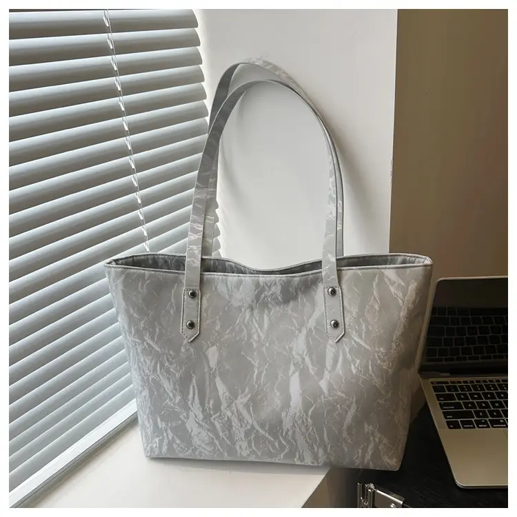 Pink Velvet Women's Large Capacity Tote Bag — feature 24