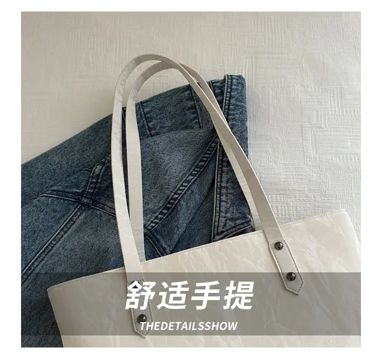 Pink Velvet Women's Large Capacity Tote Bag — feature 3