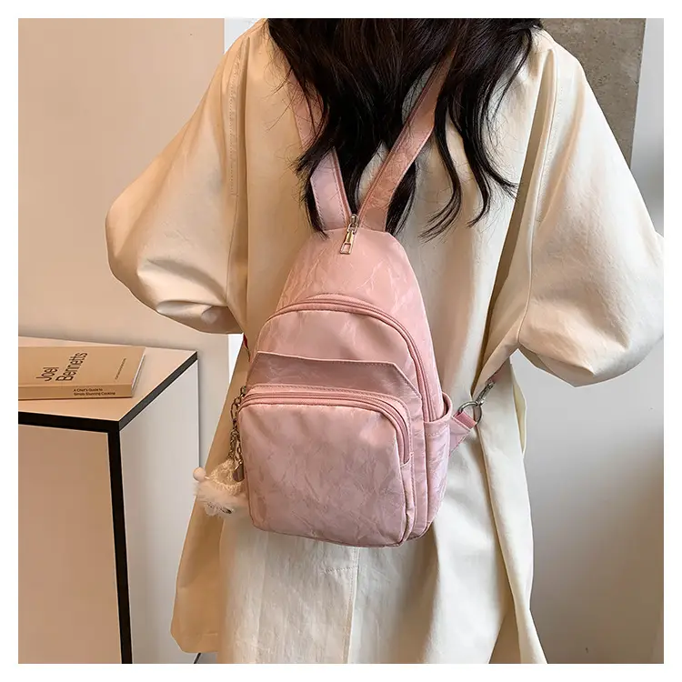 New PU Soft Leather Crossbody Bag Women's Fashionable Printed — feature 8