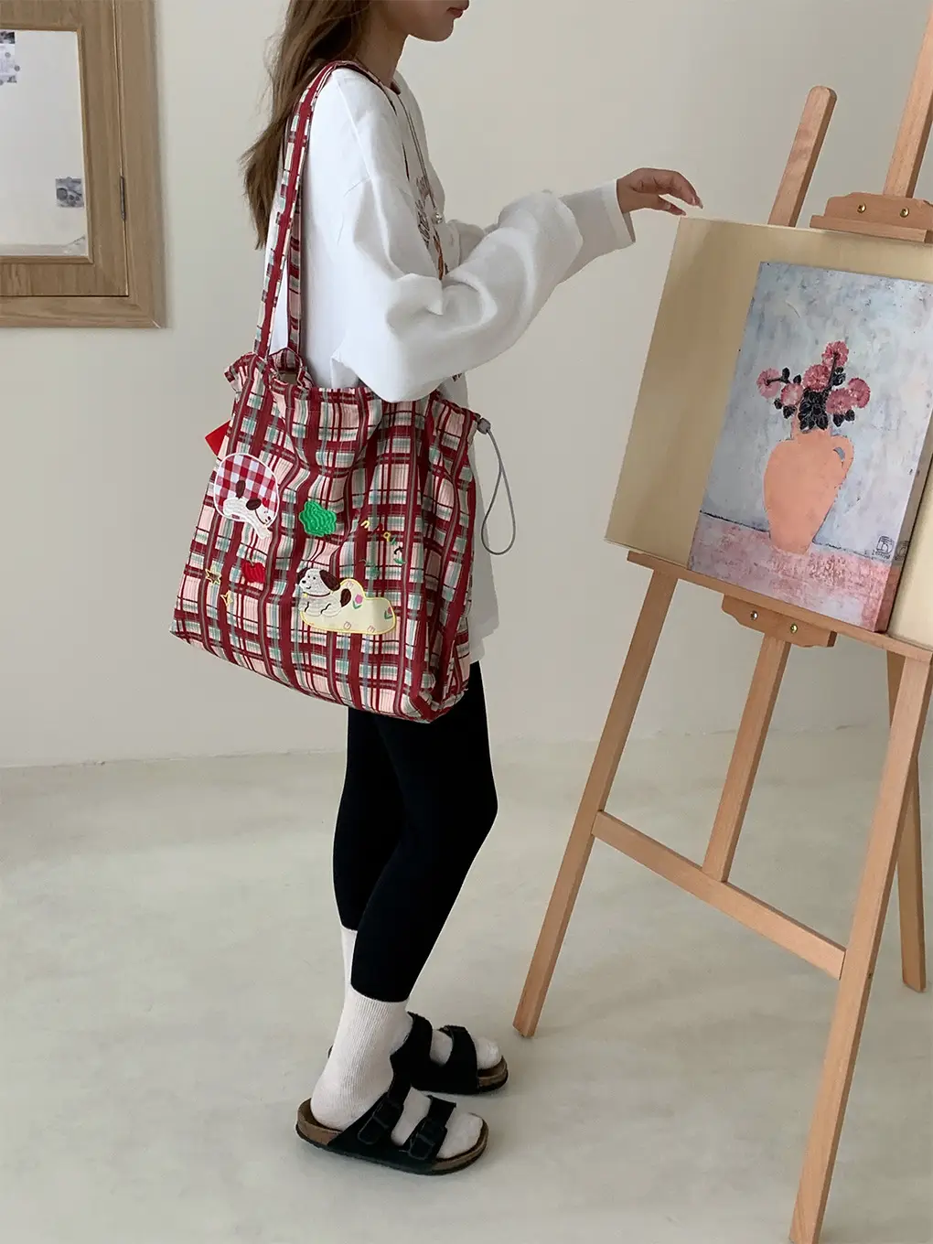 Women's Cartoon Embroidered Drawstring Tote Bag Large Capacity — feature 16