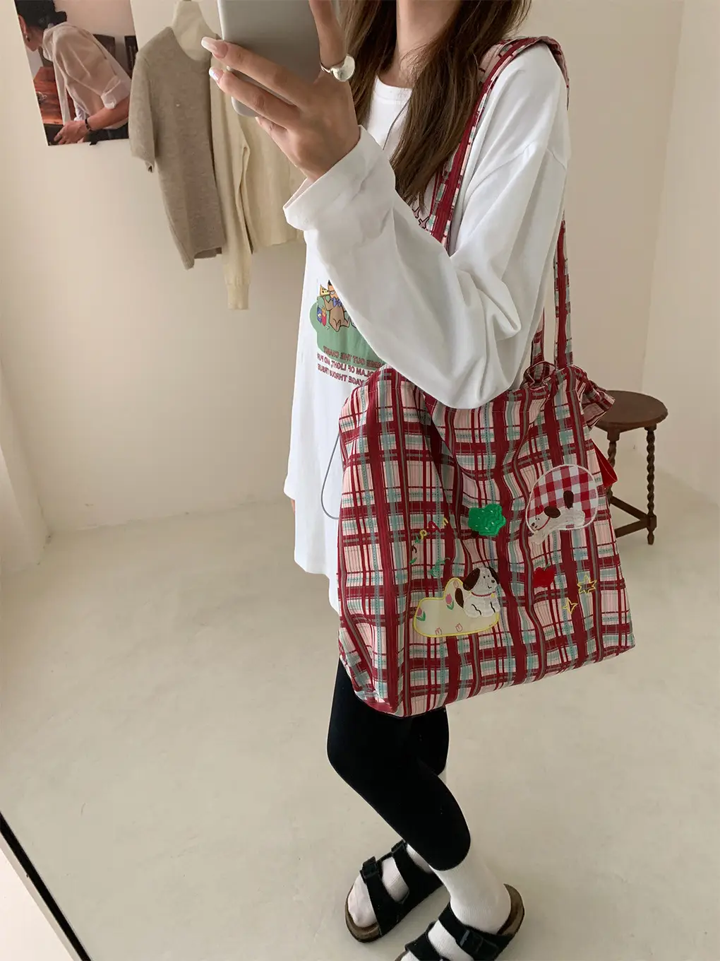 Women's Cartoon Embroidered Drawstring Tote Bag Large Capacity — feature 20