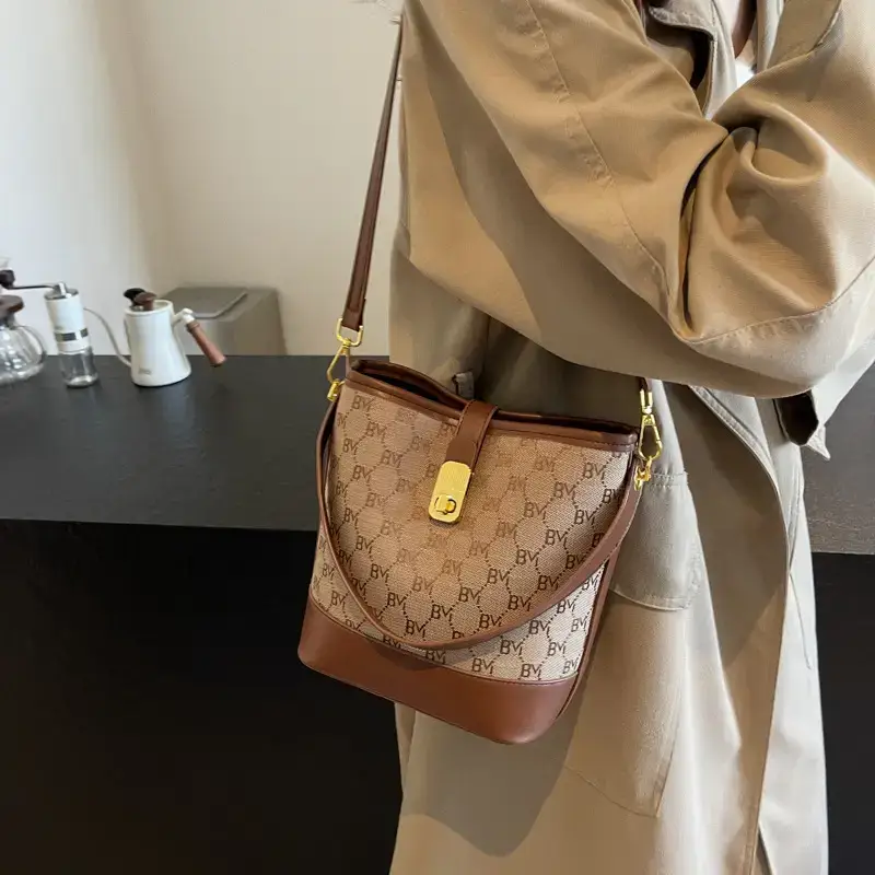 Cross-Border Brown Monogram Shoulder Bag for Women - Image 4