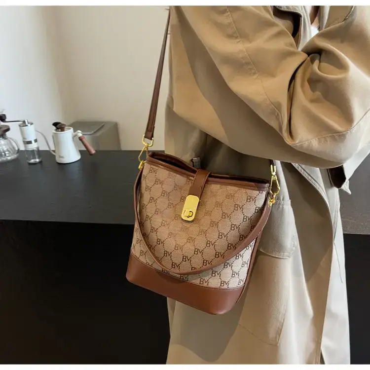 Cross-Border Brown Monogram Shoulder Bag for Women — feature 20