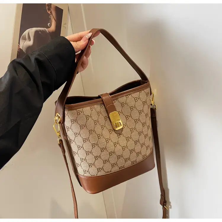 Cross-Border Brown Monogram Shoulder Bag for Women — feature 22