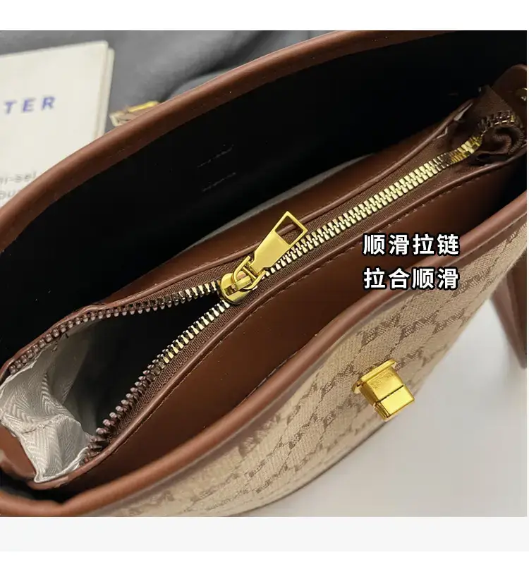Cross-Border Brown Monogram Shoulder Bag for Women — feature 5