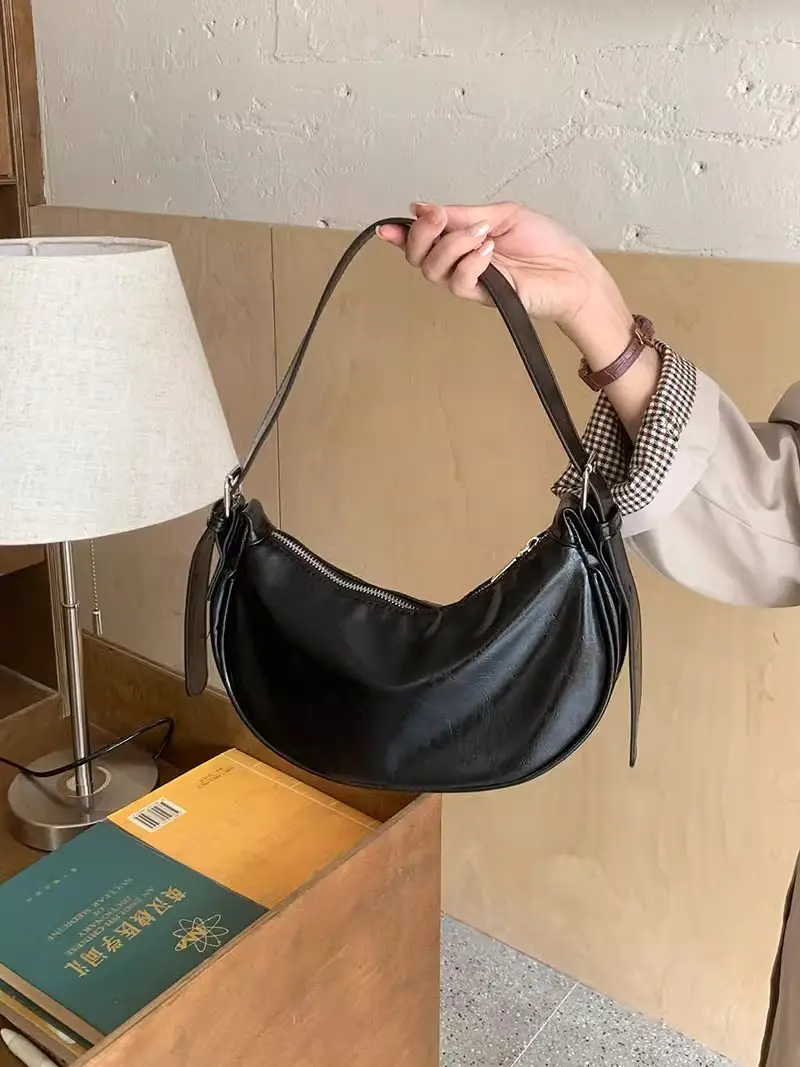Silver Korean Niche Shoulder Bag for Women 2026 - Image 2