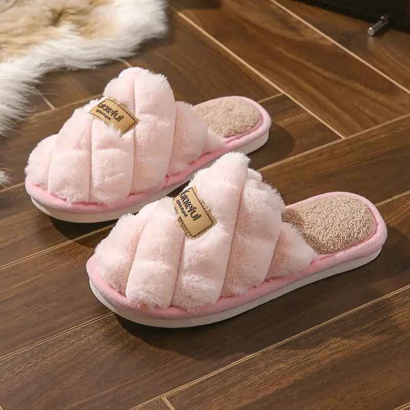 New Cotton Slippers for Home Use, Couple Slippers, Women's Confinement Shoes, Wholesale Furry Slippers, Non-Slip Winter Slippers