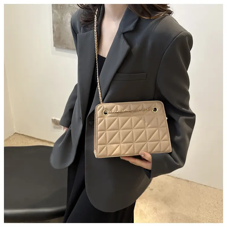 Small Square Rhombic Chain Crossbody Bag Beige 2024 - Image 8