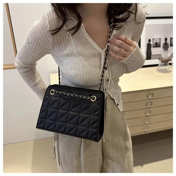Small Square Rhombic Chain Crossbody Bag Beige 2024 — feature 23