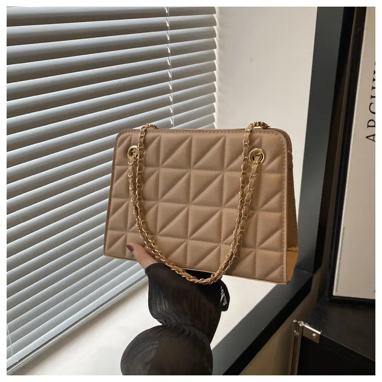 Small Square Rhombic Chain Crossbody Bag Beige 2024 - Image 5