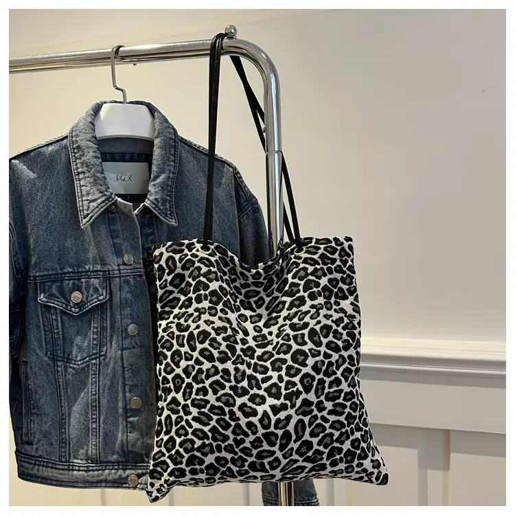 Large Capacity Leopard Print Shoulder Bag for Women — feature 21