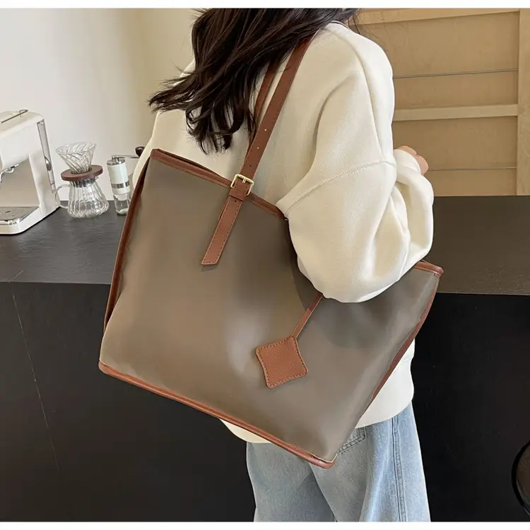 Women Large Capacity Nylon Tote Bag Brown — feature 11