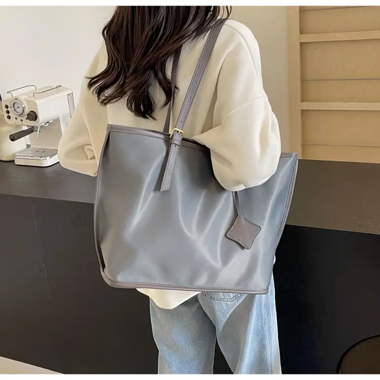 Women Large Capacity Nylon Tote Bag Brown — feature 12