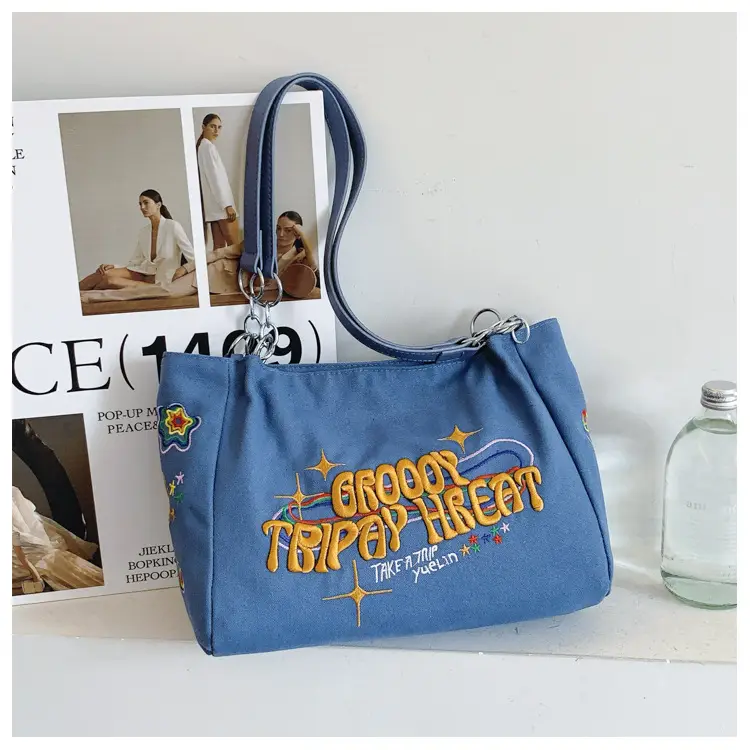 Black Graphic Canvas Shoulder Bag for Women 2024 - Image 5
