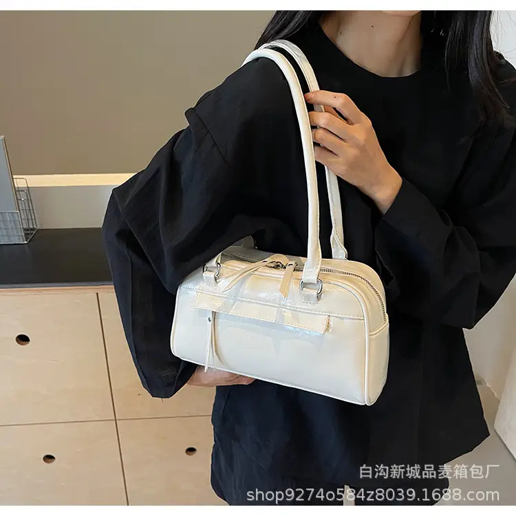 Retro Brown Shoulder Bag for Women 2026 — feature 19