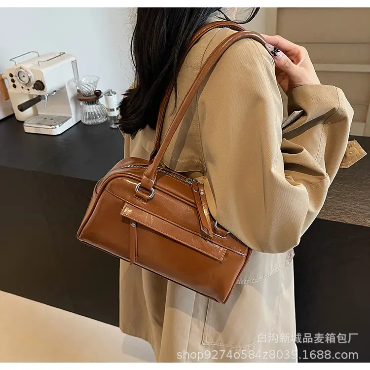 Retro Brown Shoulder Bag for Women 2026 — feature 22