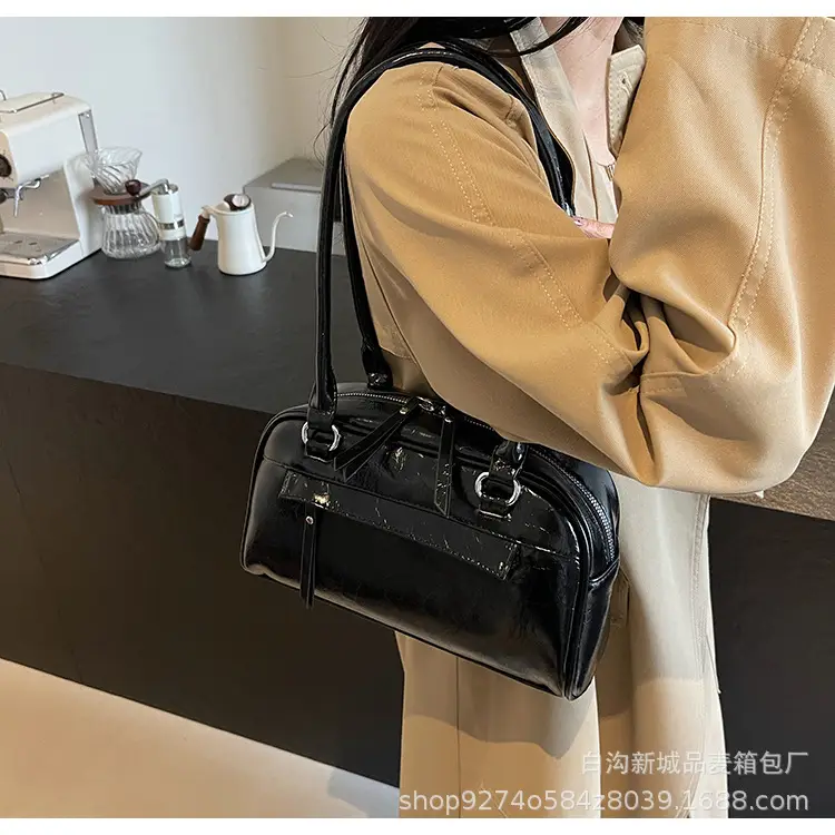 Retro Brown Shoulder Bag for Women 2026 — feature 25