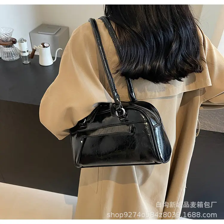 Retro Brown Shoulder Bag for Women 2026 — feature 27