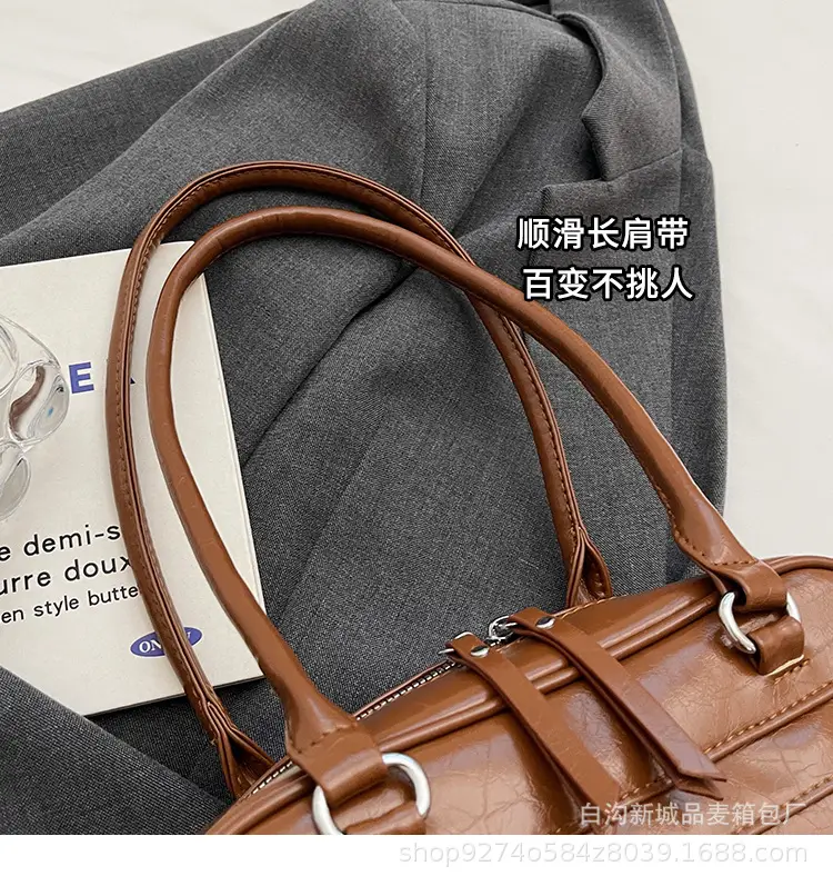 Retro Brown Shoulder Bag for Women 2026 — feature 3