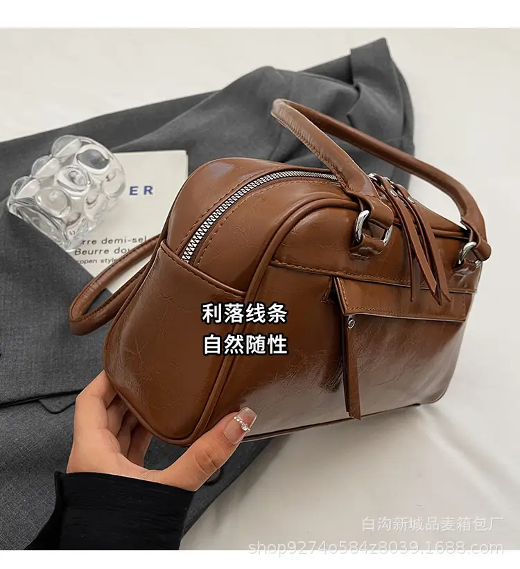 Retro Brown Shoulder Bag for Women 2026 — feature 6
