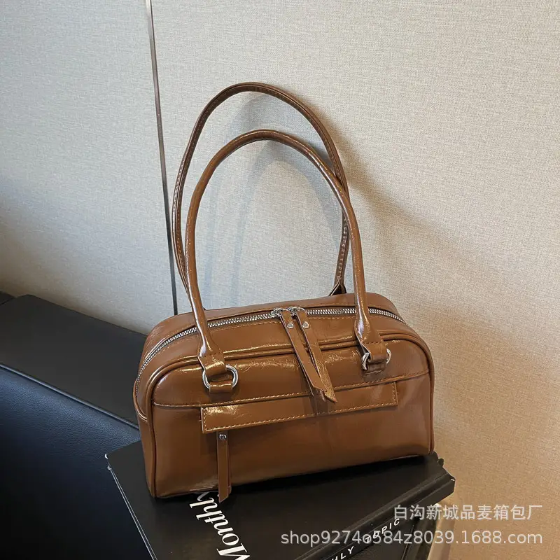 Retro Brown Shoulder Bag for Women 2026