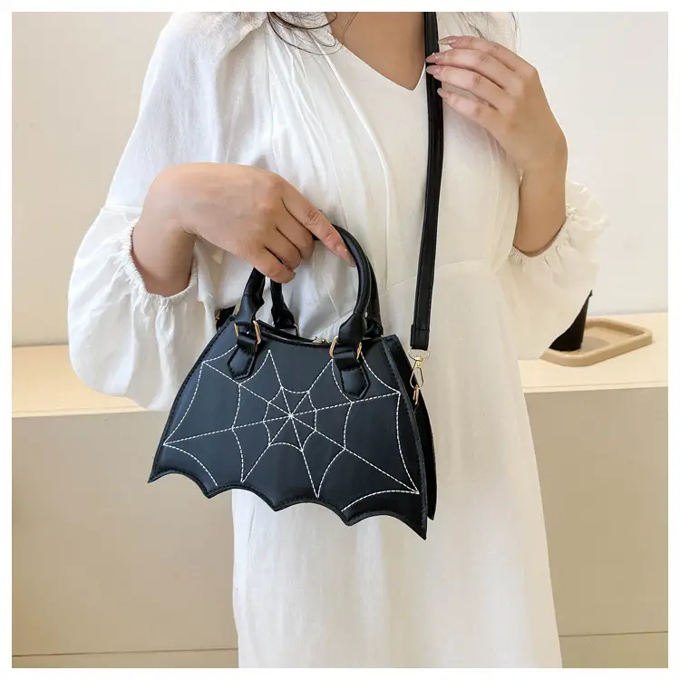 Green Starry Chain Shoulder Bag for Women — feature 17