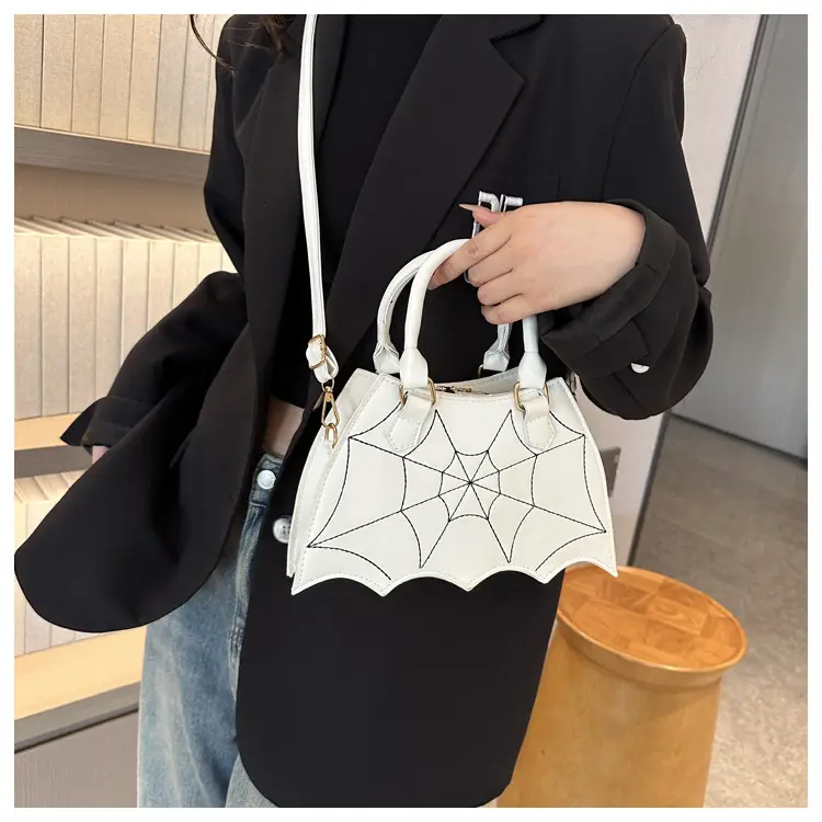 Green Starry Chain Shoulder Bag for Women — feature 19