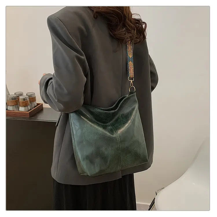 Retro Brown Leather Shoulder Bag with Wide Strap — feature 21