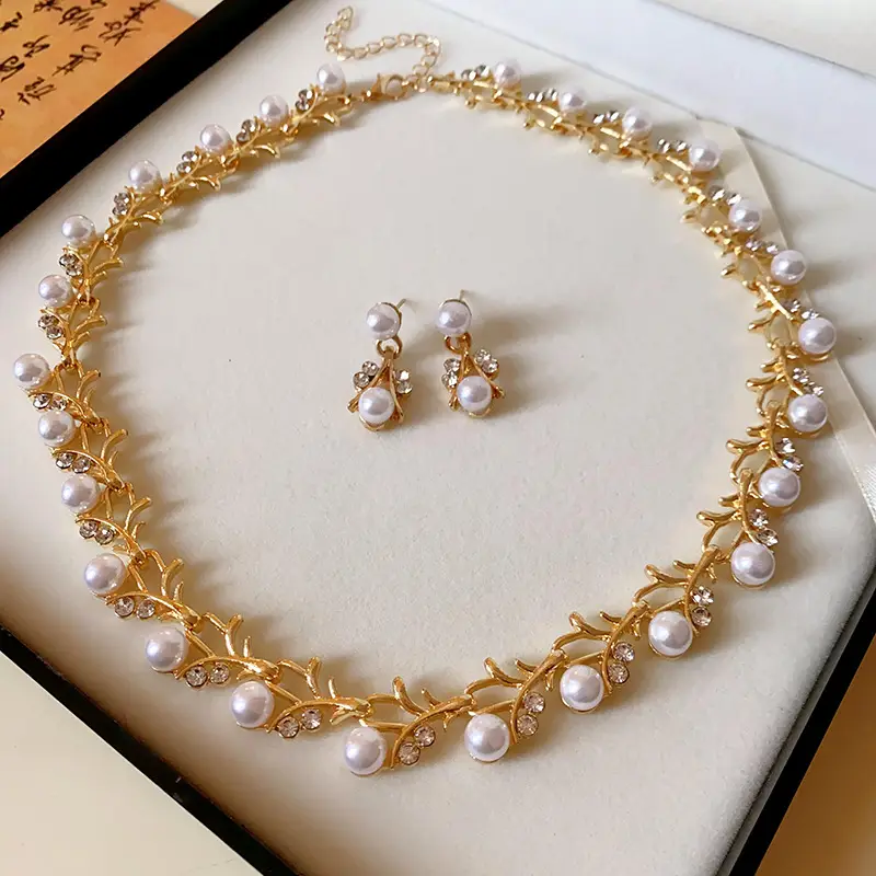 Gold Pearl Clavicle Necklace for Women — feature 5