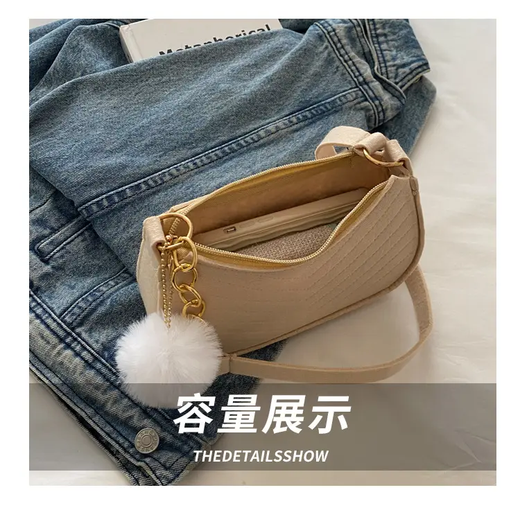 Rhomboid Shoulder Bag Grey Gold Pom Pom — feature 8