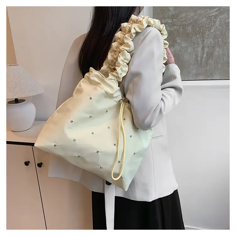 Black Ruffled Shoulder Bag for Women 2025 — feature 6