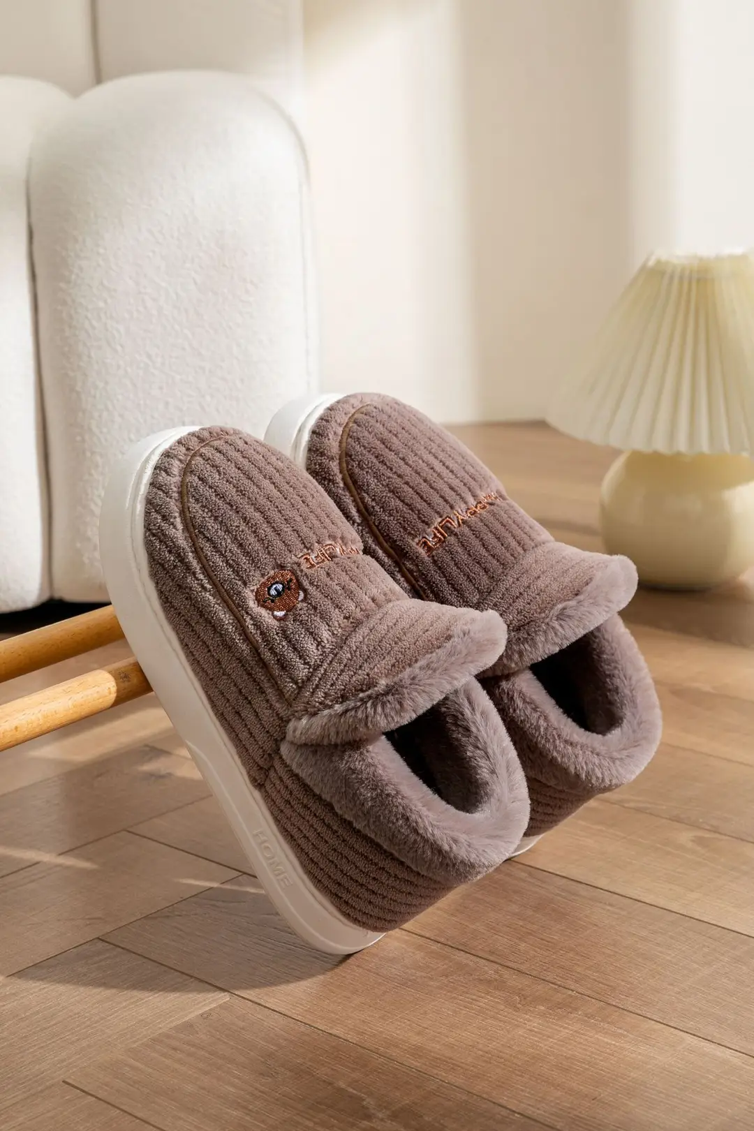 2024 Winter Closed-Back Cotton Slippers for Women and Couples, Indoor Warm Non-Slip Shoes for Men, Thickened and Warm - Image 5
