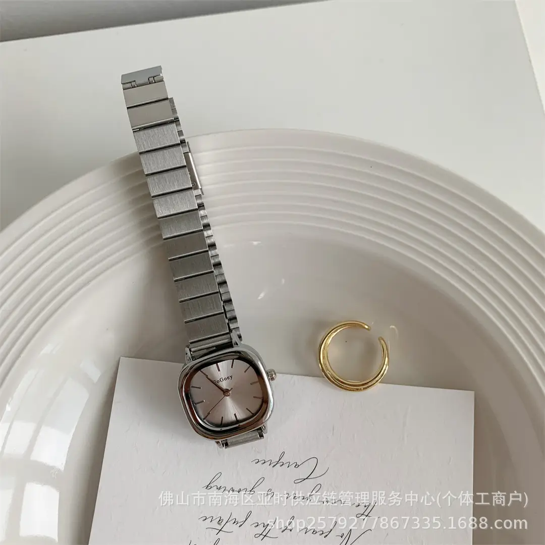 Cross-border hot chain watch female students simple temperament casual folding buckle female watch quartz watch manufacturers wholesale