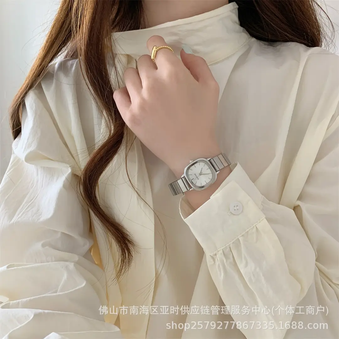 Cross-border hot chain watch female students simple temperament casual folding buckle female watch quartz watch manufacturers wholesale — feature 15