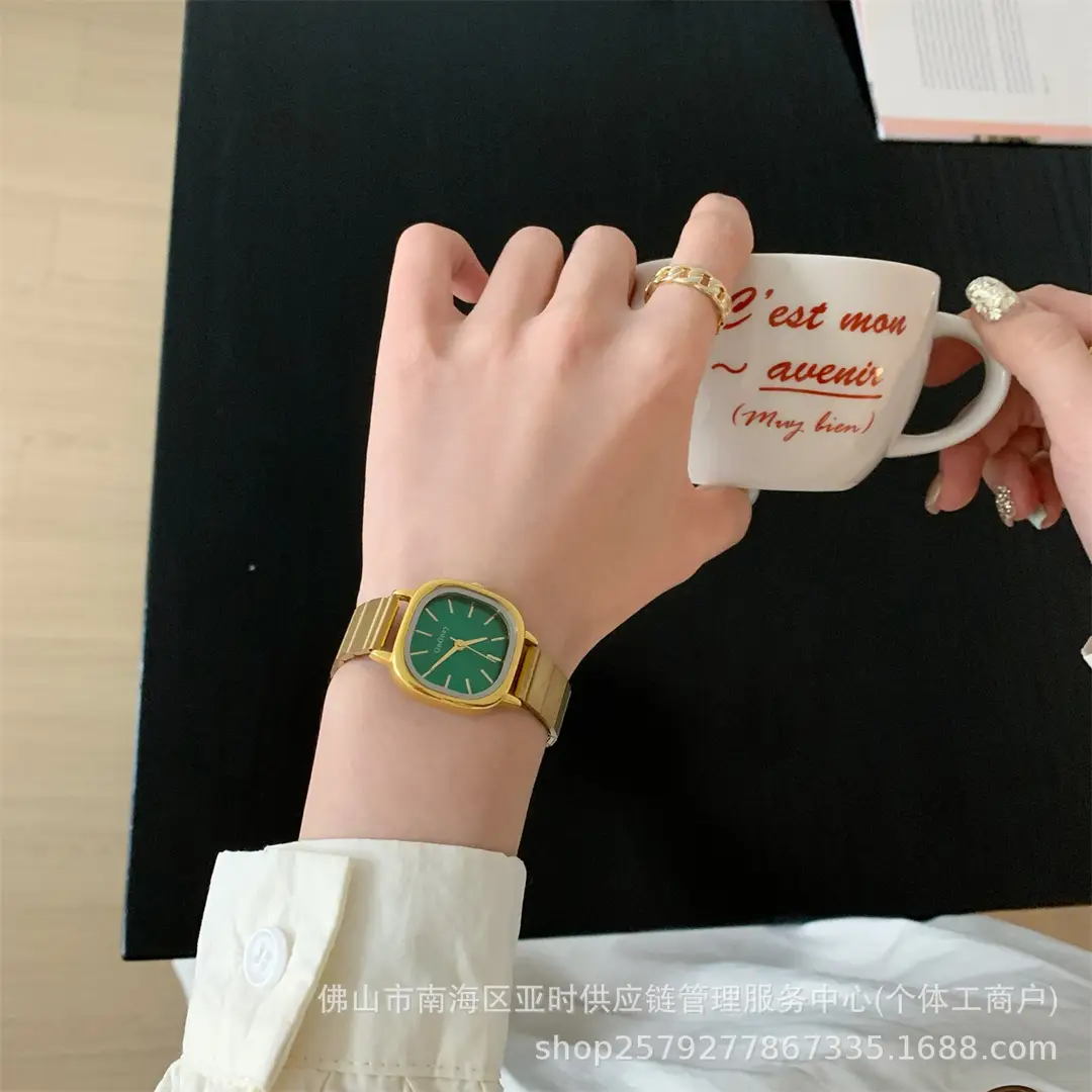 Cross-border hot chain watch female students simple temperament casual folding buckle female watch quartz watch manufacturers wholesale — feature 26