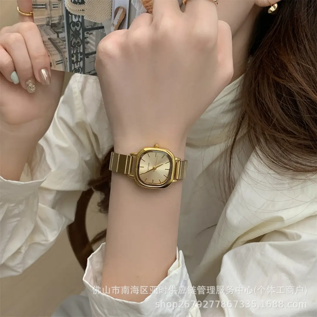 Cross-border hot chain watch female students simple temperament casual folding buckle female watch quartz watch manufacturers wholesale — feature 33