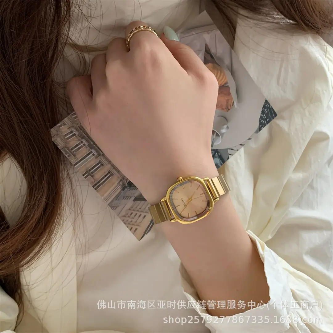 Cross-border hot chain watch female students simple temperament casual folding buckle female watch quartz watch manufacturers wholesale — feature 34