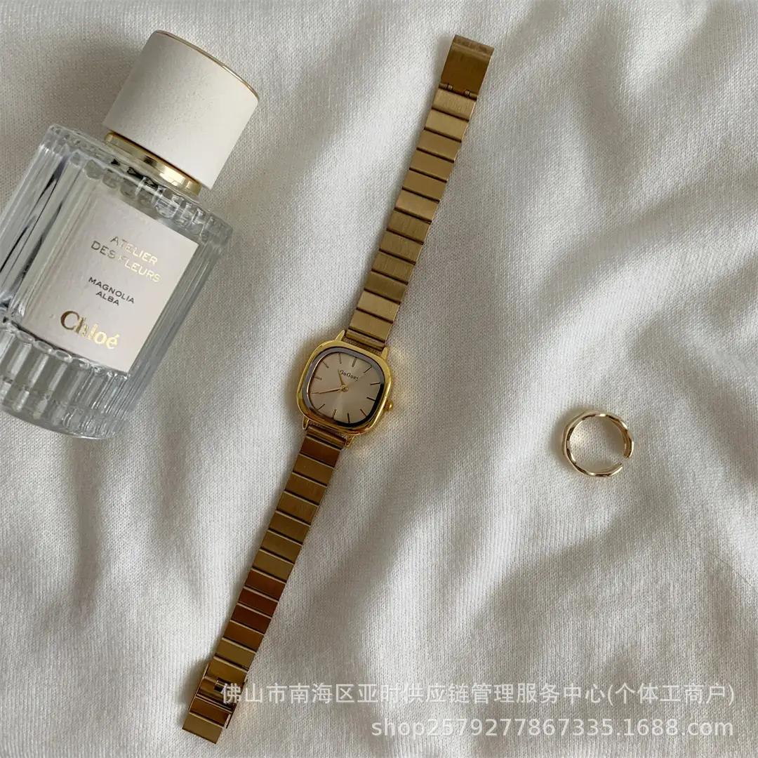 Cross-border hot chain watch female students simple temperament casual folding buckle female watch quartz watch manufacturers wholesale — feature 4