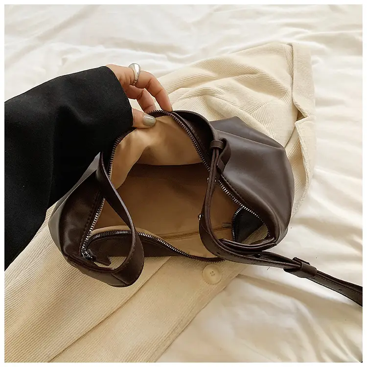Korean Style Lazy Style Shoulder Bag Large Capacity Tan — feature 18