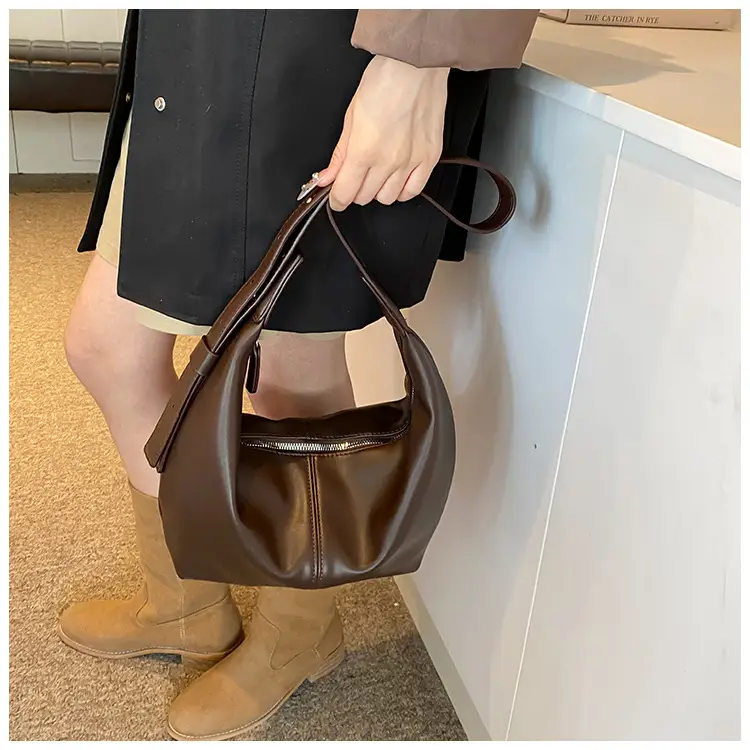 Korean Style Lazy Style Shoulder Bag Large Capacity Tan — feature 27