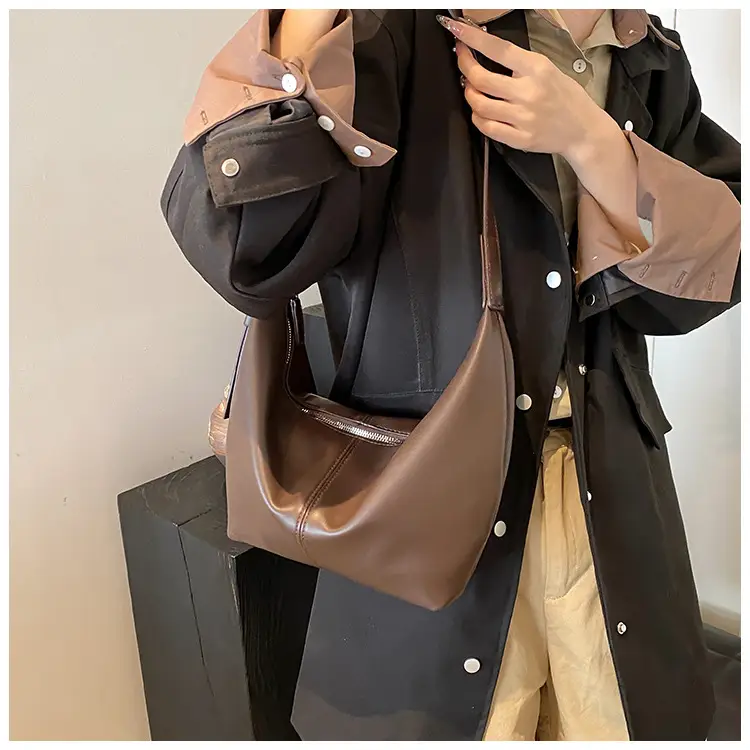 Korean Style Lazy Style Shoulder Bag Large Capacity Tan — feature 29
