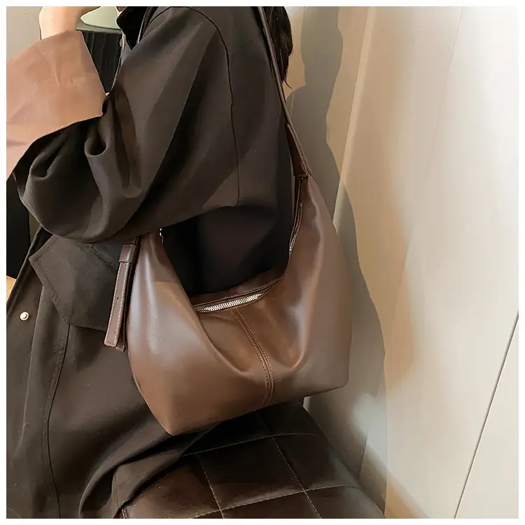 Korean Style Lazy Style Shoulder Bag Large Capacity Tan — feature 30