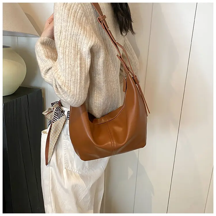 Korean Style Lazy Style Shoulder Bag Large Capacity Tan — feature 33