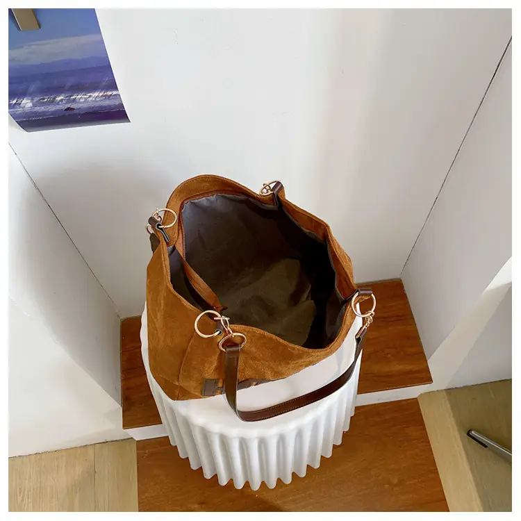 Large Capacity Korean Style Letter Shoulder Bag for Women — feature 49