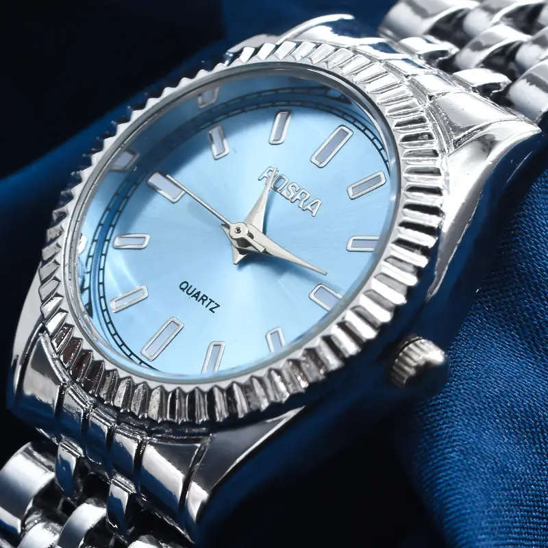 Men Women Steel Band Quartz Watch Light Blue Dial — feature 10