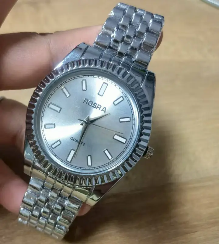 Men Women Steel Band Quartz Watch Light Blue Dial - Image 16