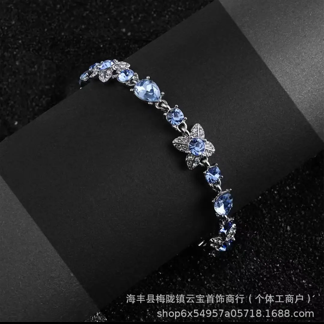 Jijia GVC Vinci Four-leaf Clover Ginseng Bracelet Light Luxury Fashion Bracelet Women's Double-sided Full Diamond Bracelet - Image 4